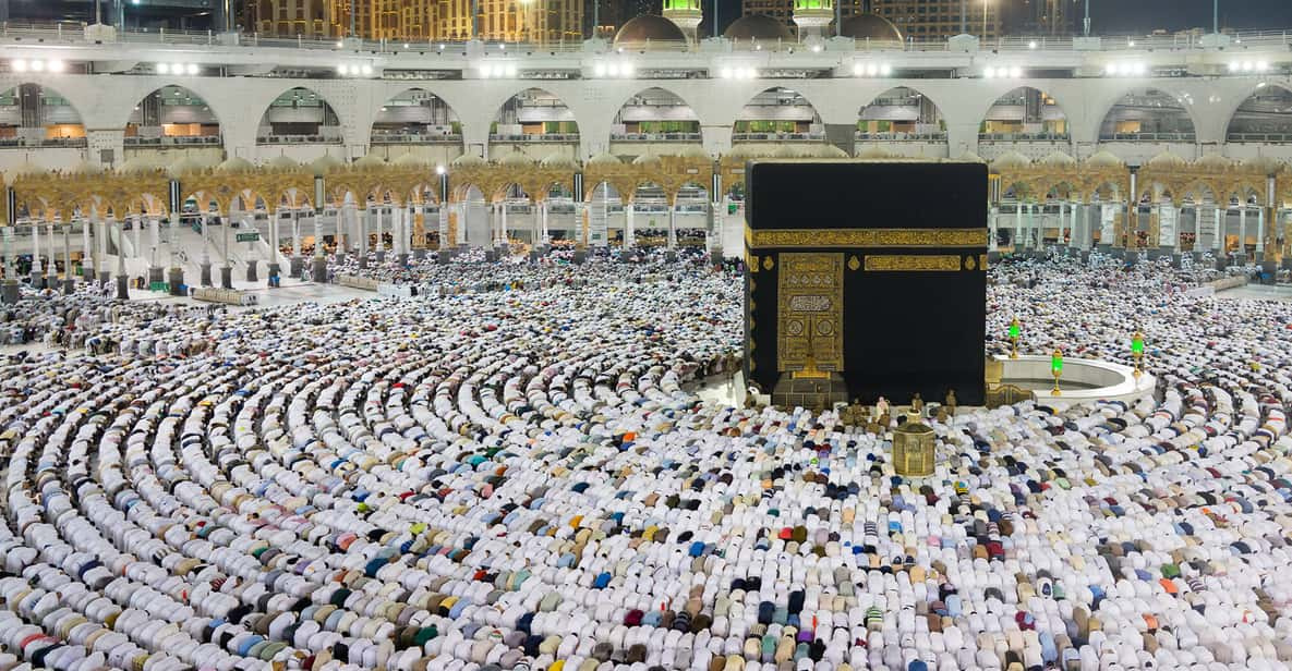 برنامج عمرة لمدة 7 أيام من دمياط برنامج عمرة لمدة 7 أيام من دمياط