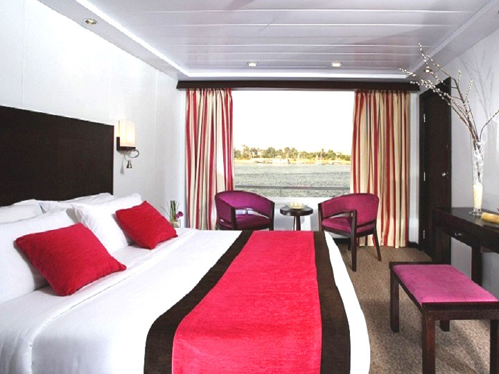 5 Days Nile cruise between Luxor and Aswan on Le Fayan