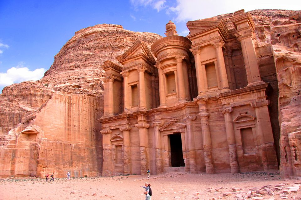 Day tour to petra and Wadi Rum from Aqaba port