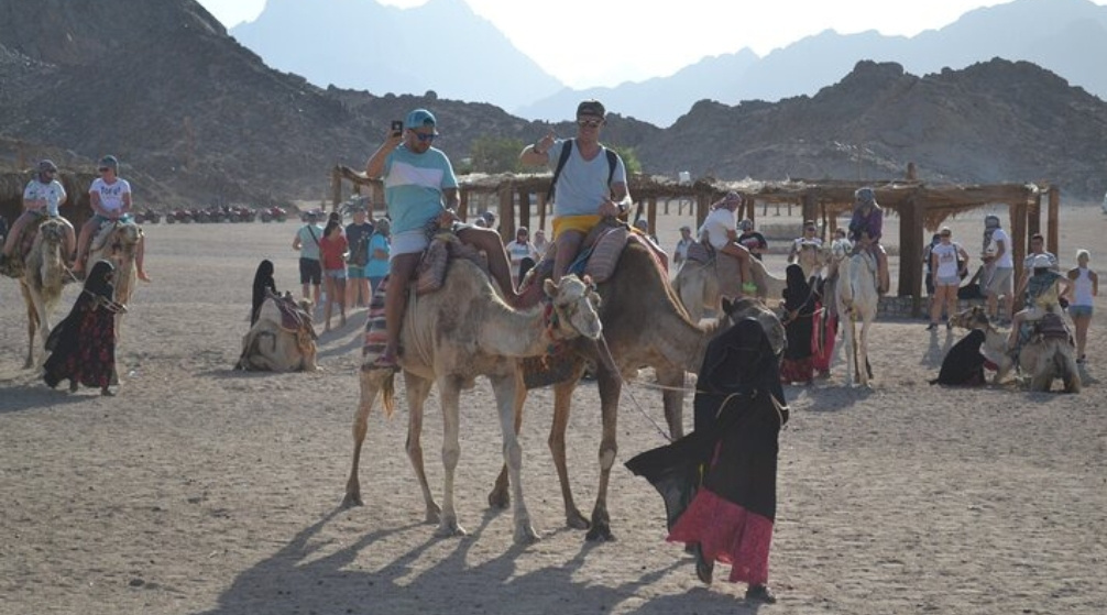Desert Super Safari Trip by Jeep from Port Ghalib
