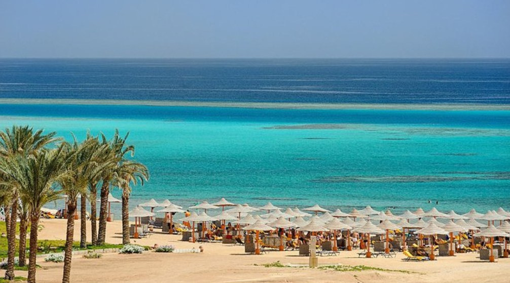 Sharm El Luli Half day snorkeling excursion from El Quseir