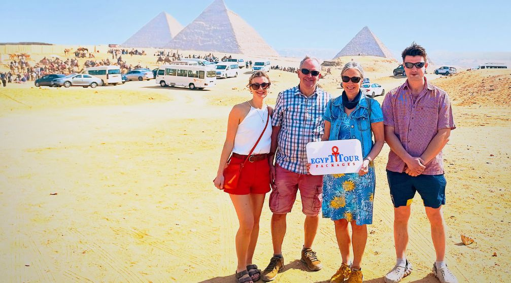 Trip to Giza Pyramids and the Egyptian Museum