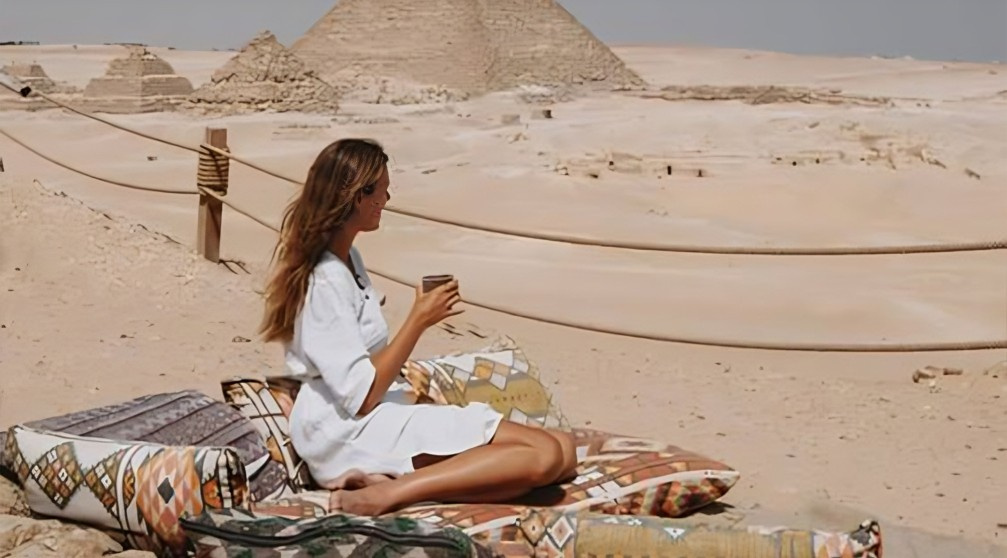 2-Tages-Tour zu den Pyramiden von Gizeh und Alt-Kairo ab Alexandria 2 Tages Tour zu den Pyramiden von Gizeh und Alt Kairo ab Alexandria