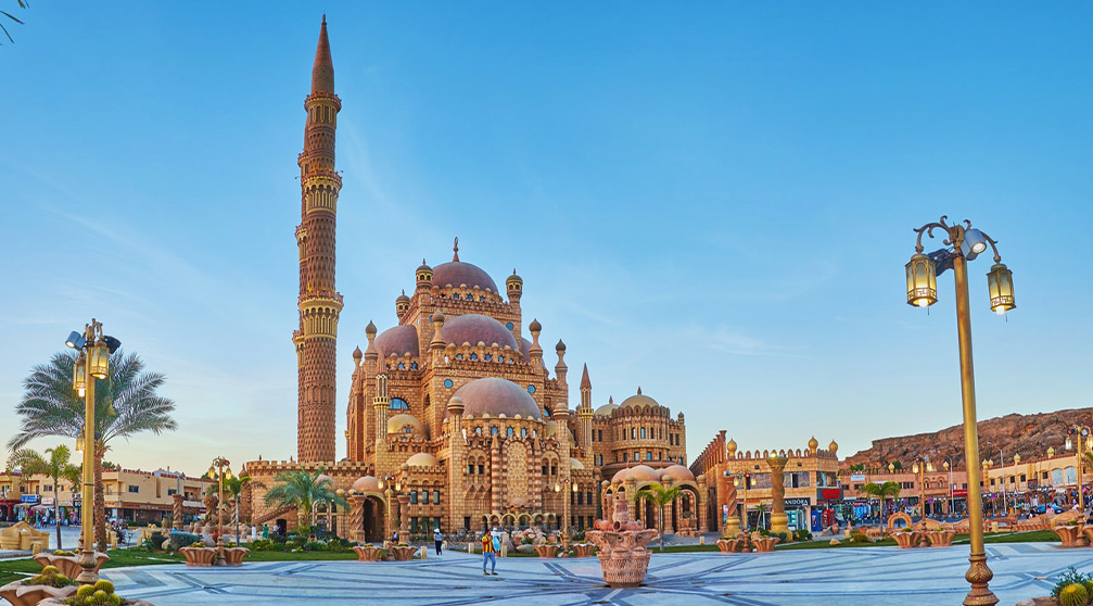 2 Tages Tour zu den Pyramiden von Gizeh und Alt Kairo ab Sharm El Sheikh 2 Tages Tour zu den Pyramiden von Gizeh und Alt Kairo ab Sharm El Sheikh