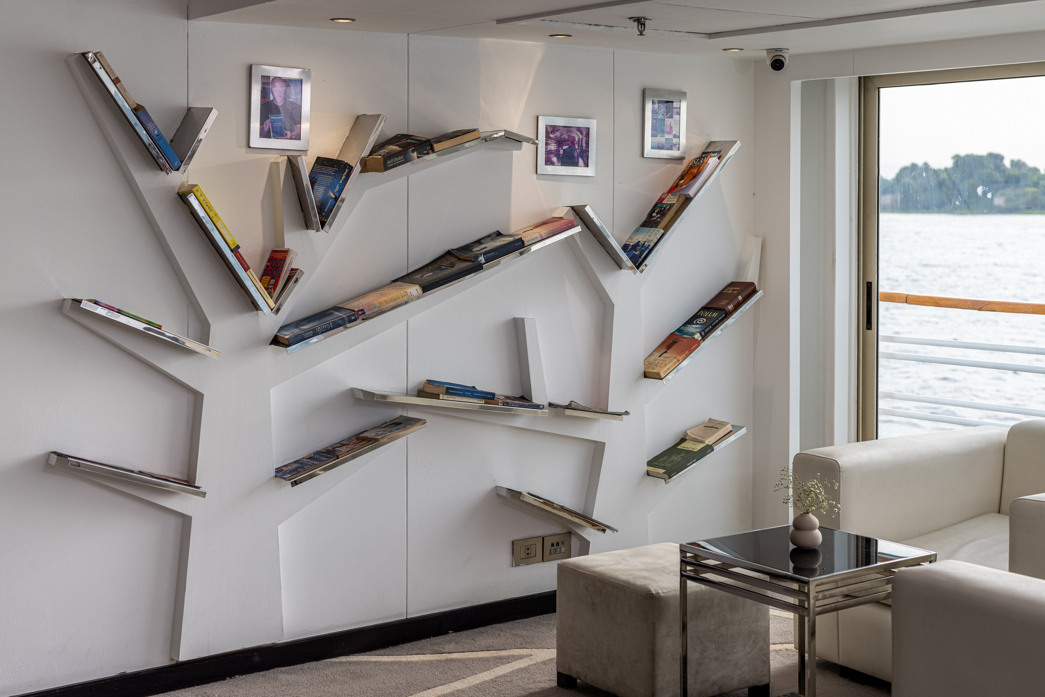 4-tägige Nilkreuzfahrt von Assuan nach Luxor an Bord der MS Farah 4 tägige Nilkreuzfahrt von Assuan nach Luxor an Bord der MS Farah