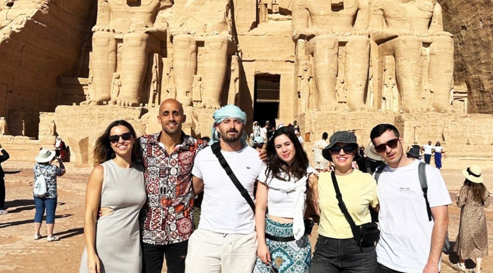 4 tägiger Ausflug nach Luxor und Assuan mit Abu Simbel von Kairo mit dem Flugzeug