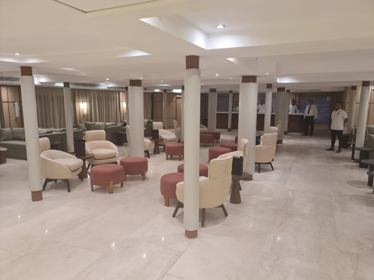 5-tägige Nilkreuzfahrt von Luxor nach Assuan auf der Nilkreuzfahrt MS Le Fayan II 5 tägige Nilkreuzfahrt von Luxor nach Assuan auf der Nilkreuzfahrt MS Le Fayan II