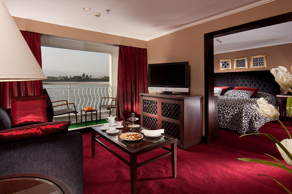 5 tägige Nilkreuzfahrt zwischen Luxor und Assuan mit der Steigenberger Minerva 5 tägige Nilkreuzfahrt zwischen Luxor und Assuan mit der Steigenberger Minerva