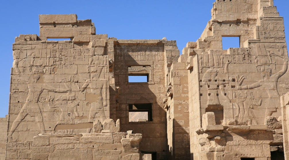 Tagesausflug zum Habu Tempel, ins Tal der Adligen und nach Deir el Madina