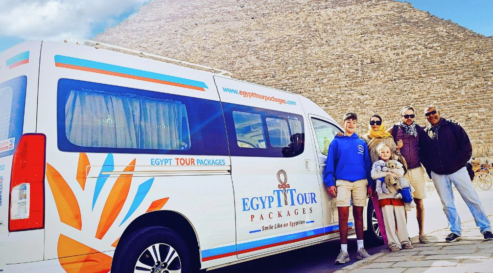 Tour zu den Pyramiden und Stufenpyramiden von Gizeh ab Port Said