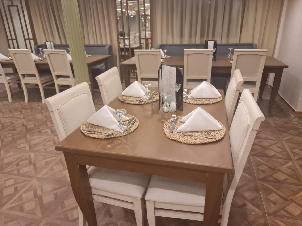 4 tägige Nilkreuzfahrt zwischen Assuan und Luxor auf der Crown Emperor