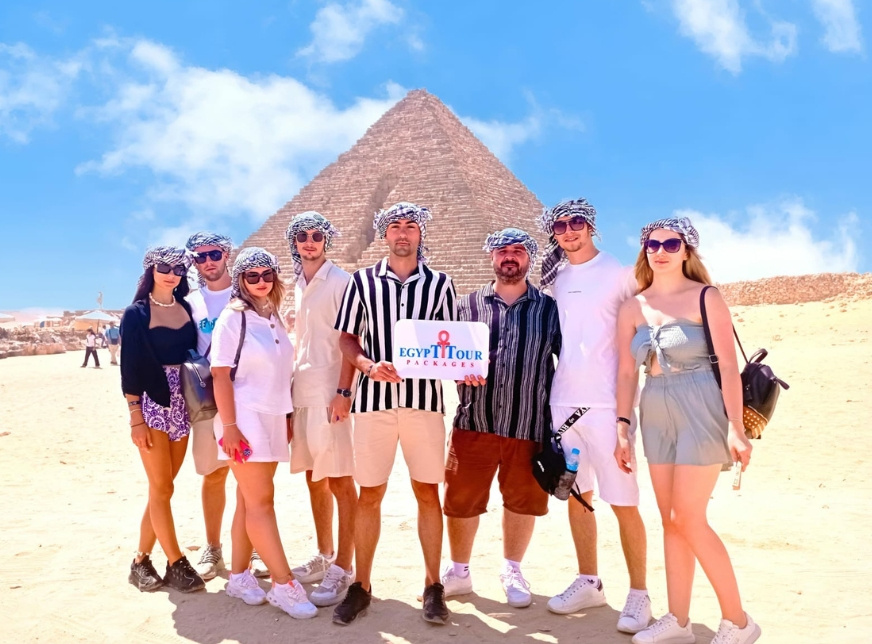 Tour zu den Pyramiden von Gizeh und dem Museum der ägyptischen Zivilisation vom Hafen von Alexandria