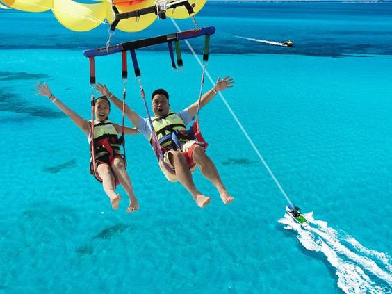 Excursiones de parasailing en Hurghada