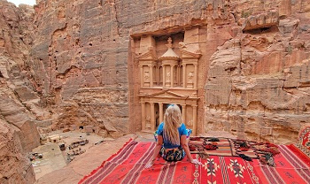 Excursión de un día a Petra desde Sharm El Sheikh en ferry.