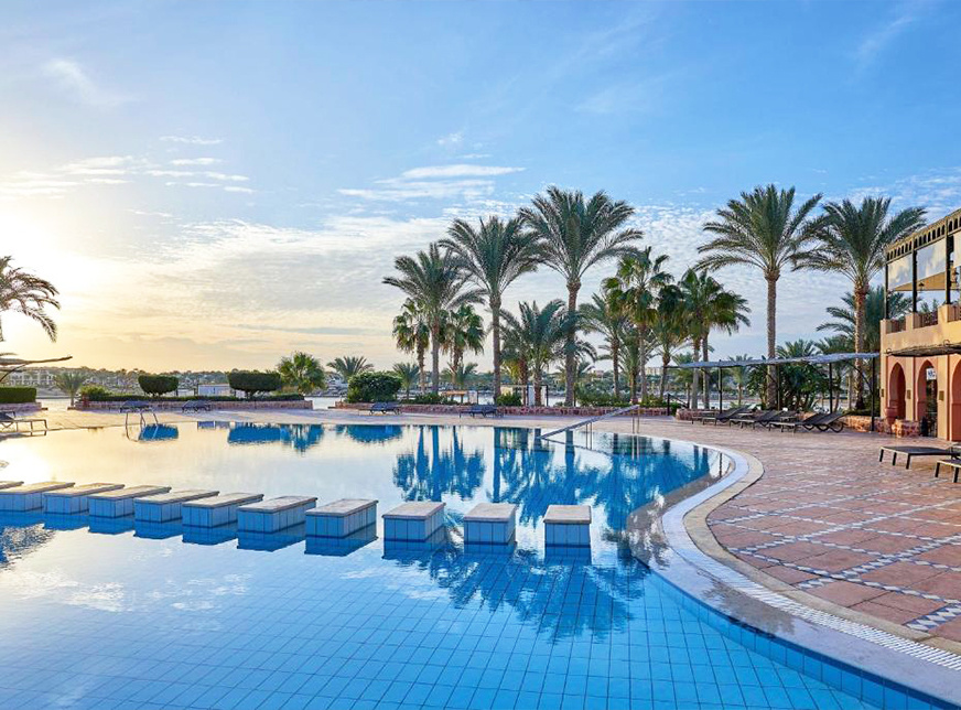 Traslado desde el aeropuerto de Marsa Alam hasta la playa Steigenberger Coraya