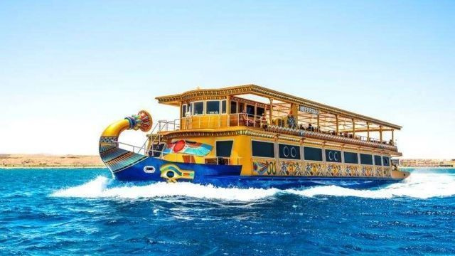 Excursion en bateau Nefertari Seascope depuis Port Ghalib