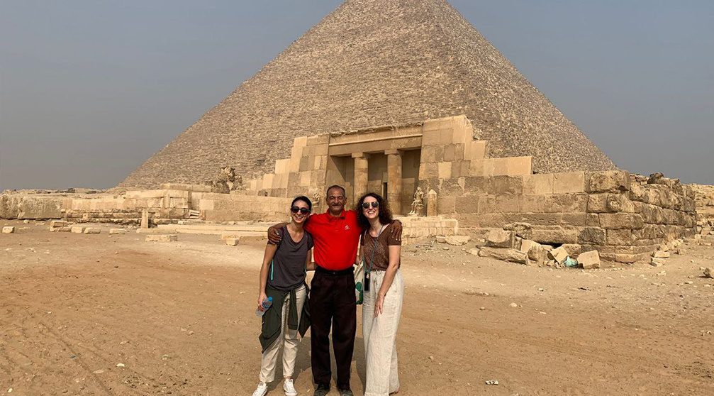 Tour di 2 giorni alle Piramidi di Giza e al Vecchio Cairo da Luxor Tour di 2 giorni alle Piramidi di Giza e al Vecchio Cairo da Luxor