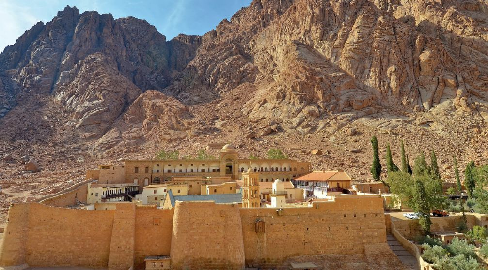 Excursão de 2 dias ao Monte Sinai e ao Mosteiro de Santa Catarina saindo do Cairo Excursão de 2 dias ao Monte Sinai e ao Mosteiro de Santa Catarina saindo do Cairo