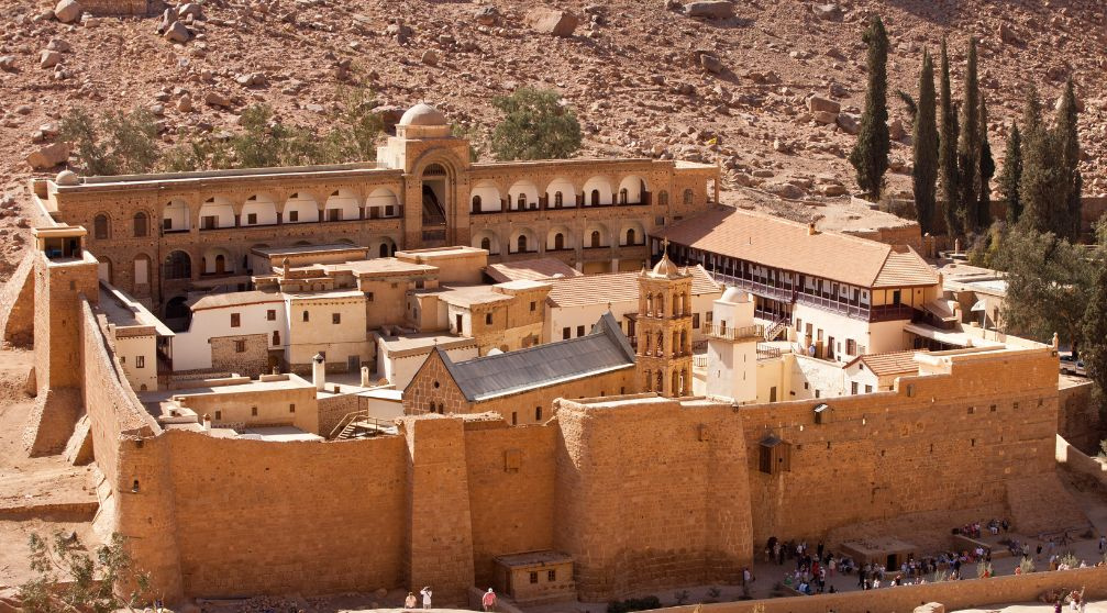Excursão de 2 dias ao Monte Sinai e ao Mosteiro de Santa Catarina saindo do Cairo Excursão de 2 dias ao Monte Sinai e ao Mosteiro de Santa Catarina saindo do Cairo
