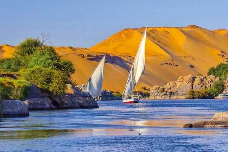 Roteiro de 8 dias no Egito: Cruzeiro pelo Nilo com saída do Cairo e chegada em Hurghada.