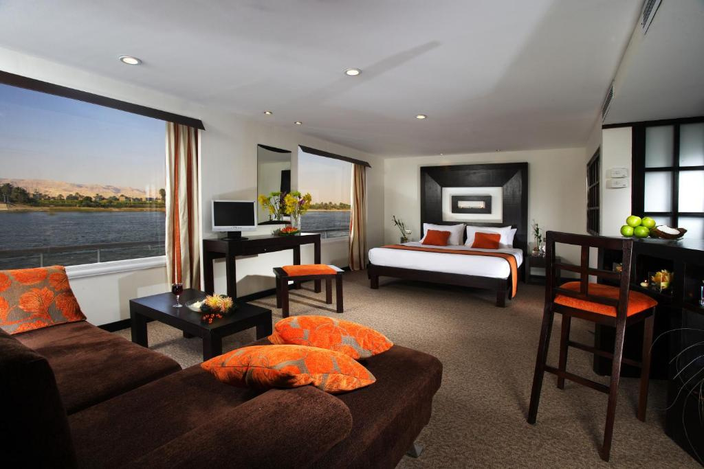 Croazieră Movenpick MS Royal Lily pe Nil