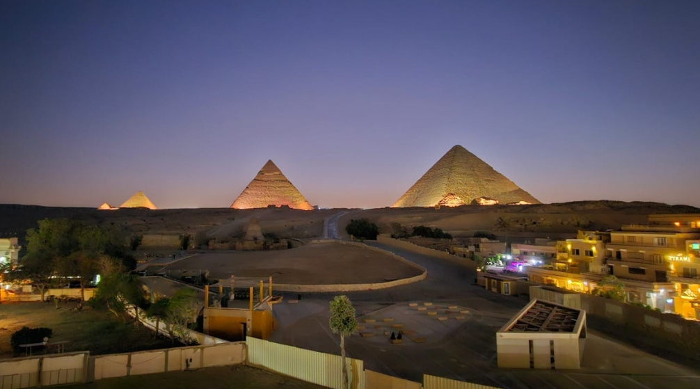 Tur de o zi la Cairo de la Luxor cu avionul